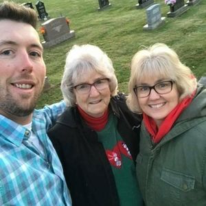 Meet your Posher, Debbie